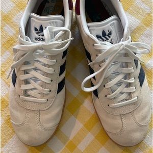 Adidas Gazelles. Oatmeal suede with navy and maroon accents. Size 7 men’s.